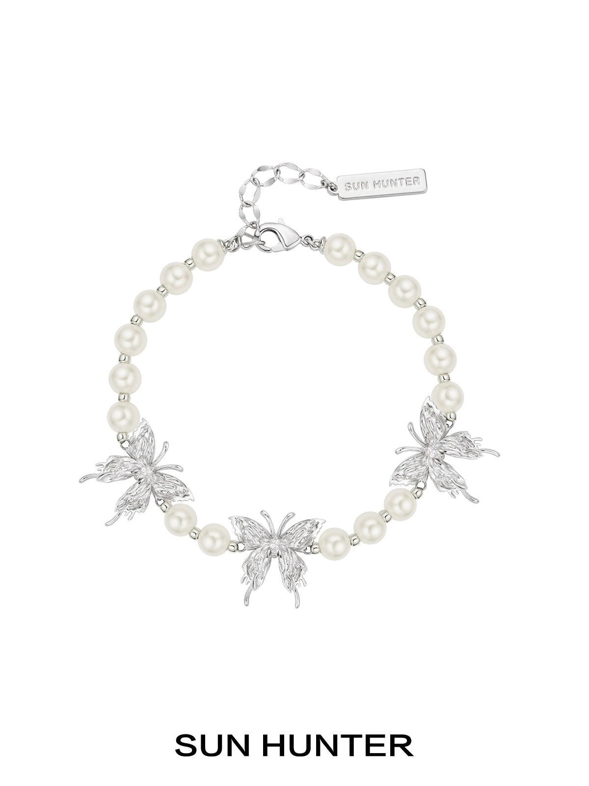 SUN HUNTER butterfly pearl bracelet with silver butterfly charms and elegant pearl beads