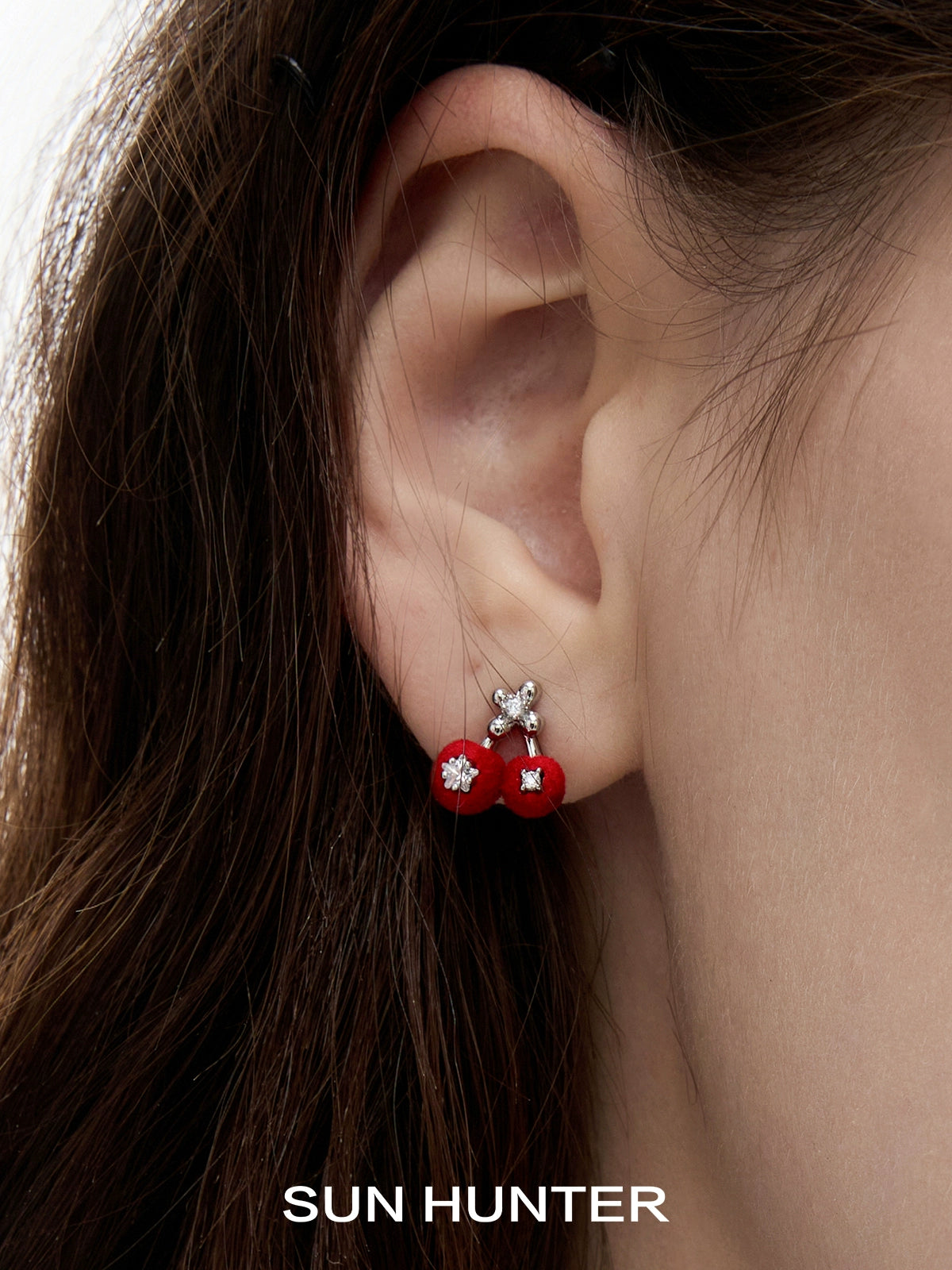 SUN HUNTER velvet cherry stud earrings with sparkling rhinestones for a chic look