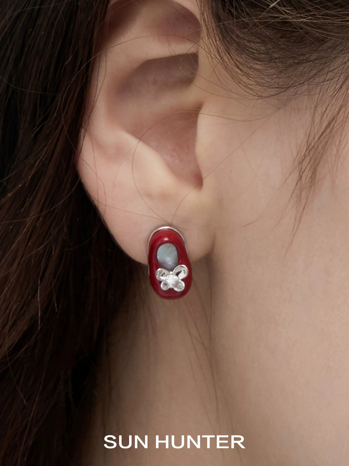 SUN HUNTER vintage walking shoe earrings featuring colorful design and elegant detailing