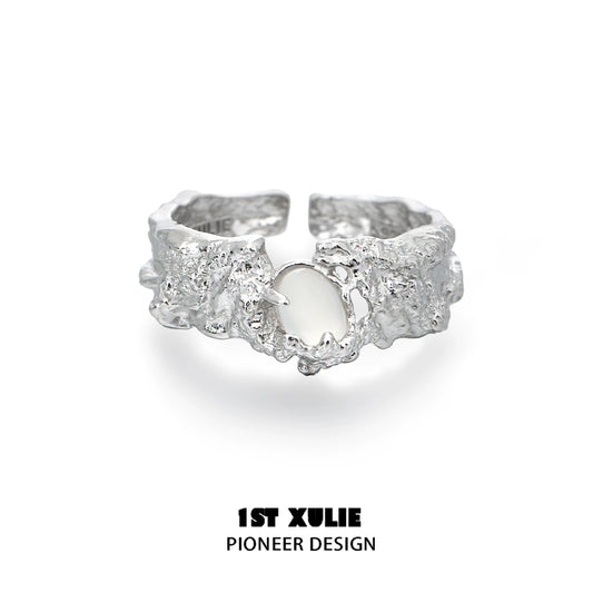 Unique 1ST XULIE White Agate Ring with a Textured Silver Band Design