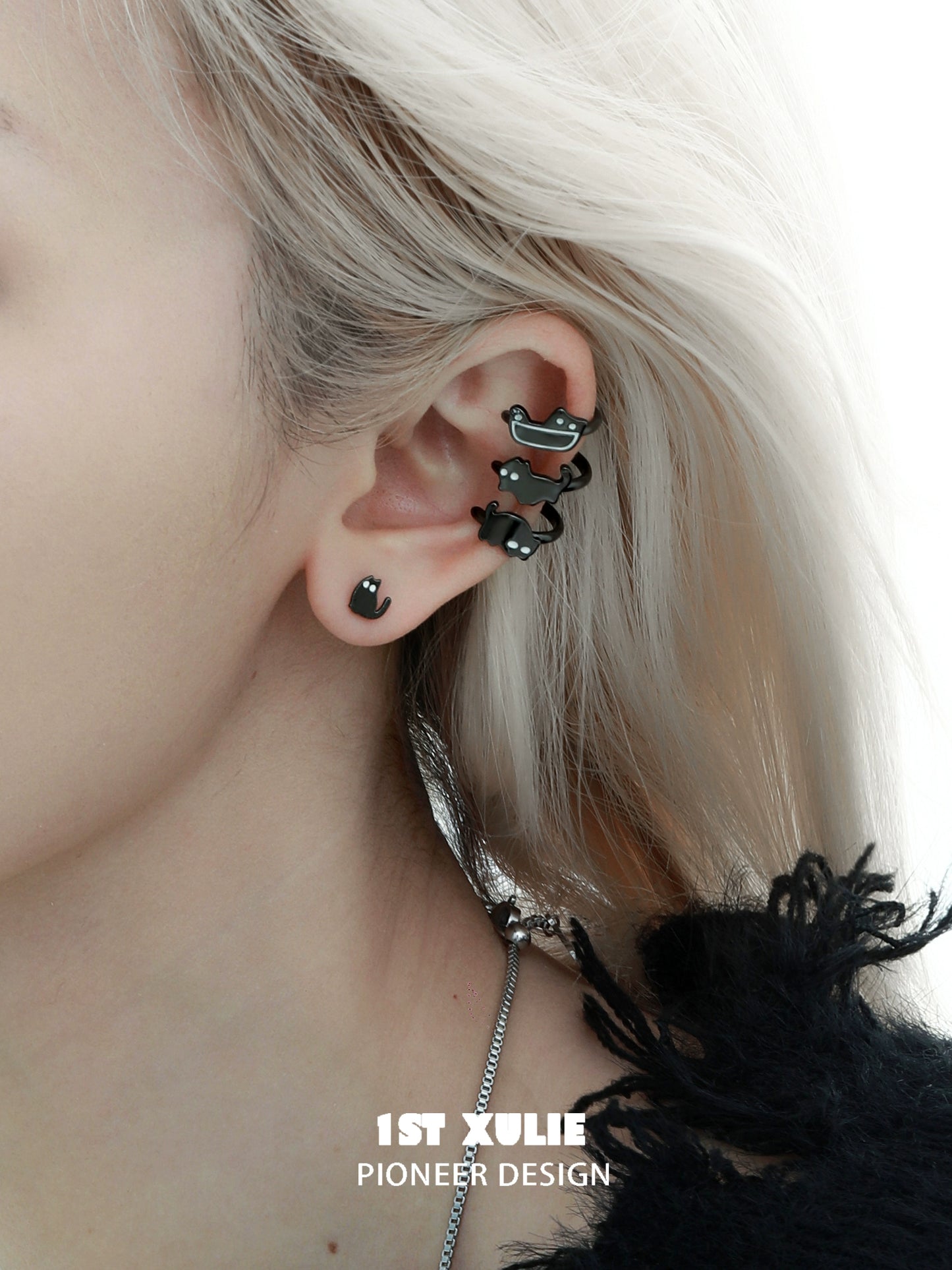 Y2K black cat ear cuffs with a stylish design, perfect for trendy fashion lovers