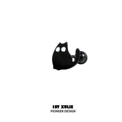 Y2K black cat earrings featuring a playful cat design for trendy fashion lovers