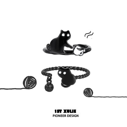 Y2K black cat ring featuring a unique design with playful cat motifs