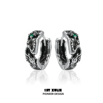 Y2K black snake earrings with intricate design and green accents for a bold fashion statement