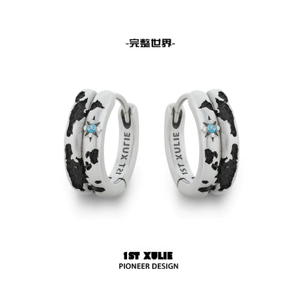 1ST XULIE Y2K planetary earrings with a unique design featuring black and white colors