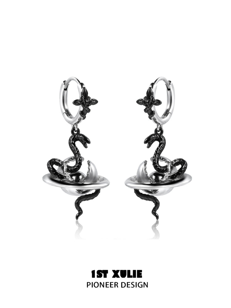 Y2K snake earrings with a unique design featuring a snake entwined around a silver dish